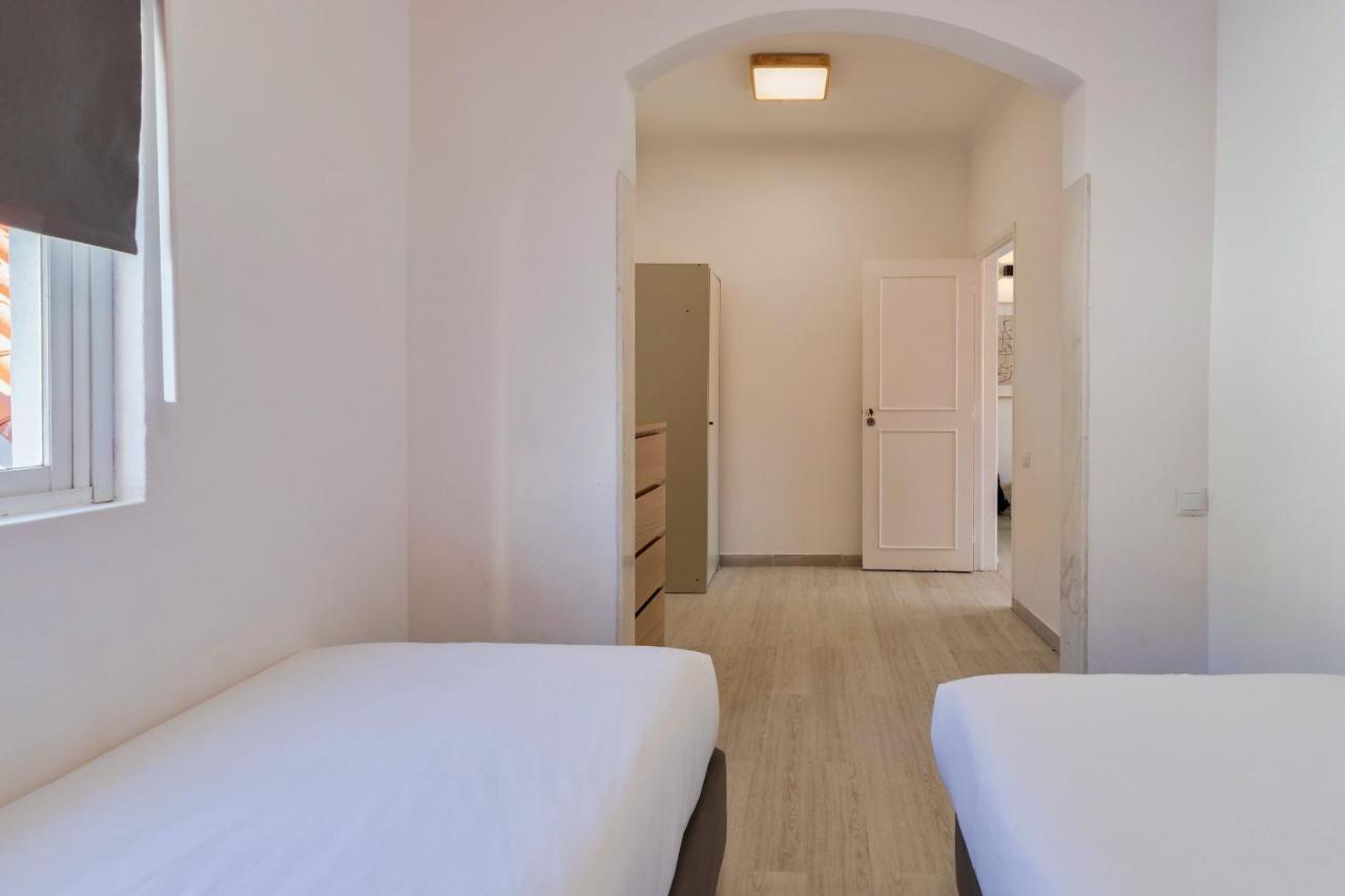 Omega Apartment 塞图巴尔 外观 照片