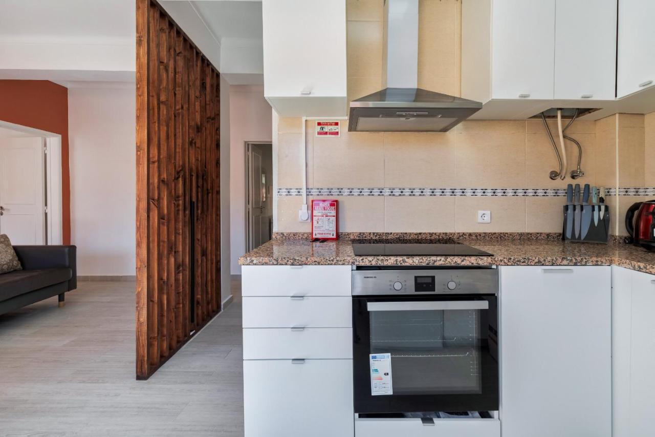 Omega Apartment 塞图巴尔 外观 照片