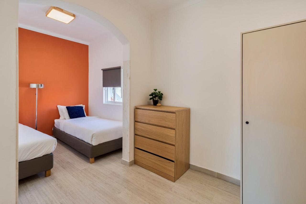 Omega Apartment 塞图巴尔 外观 照片